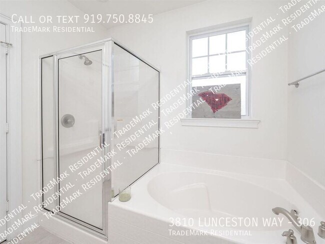 Foto del edificio - 3810 Lunceston Way