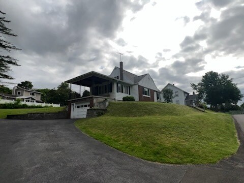 Foto del edificio - 42 Elderkin Ave
