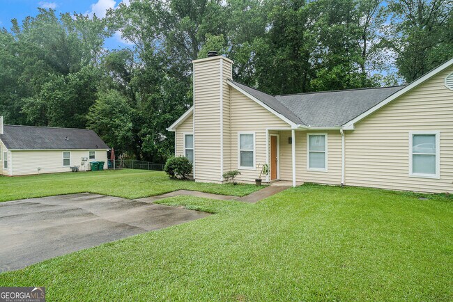 Foto del edificio - 1238 McPherson Ln