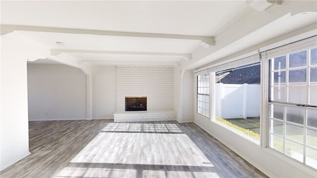 Foto del edificio - 2761 Coleridge Dr