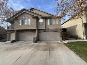 Building Photo - 4596 Red Sage Ct