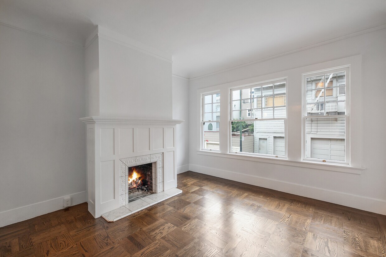 Primary Photo - 40 Pleasant St