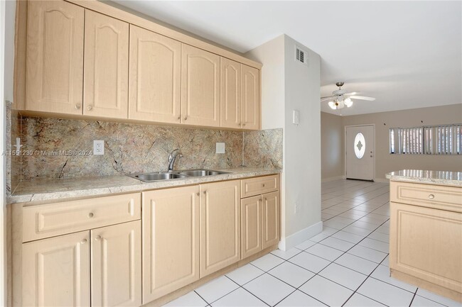 Building Photo - 7732 W 29th Way