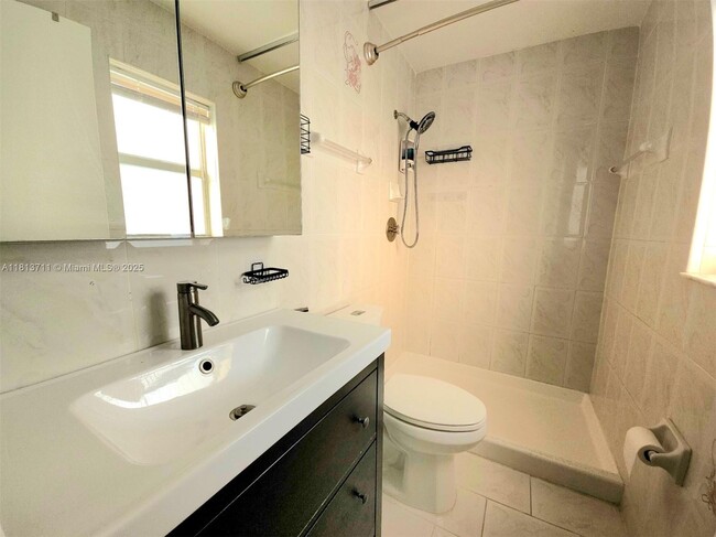 Building Photo - 15182 SW 69th