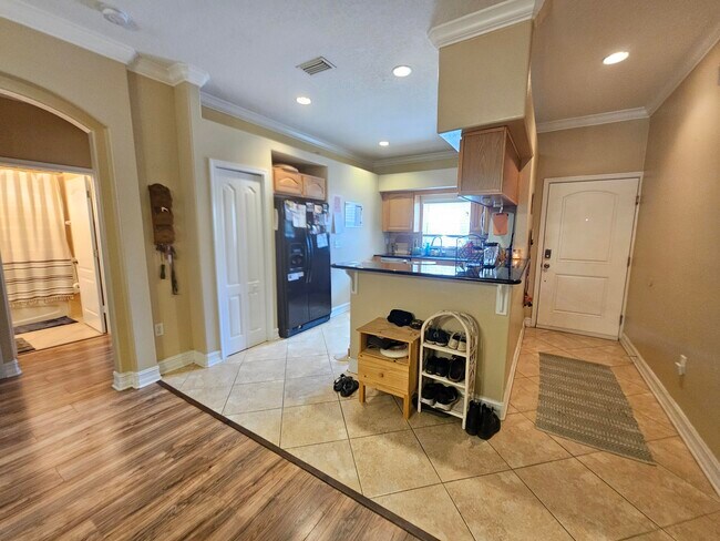 Building Photo - 2097 Hidden Grove Ln
