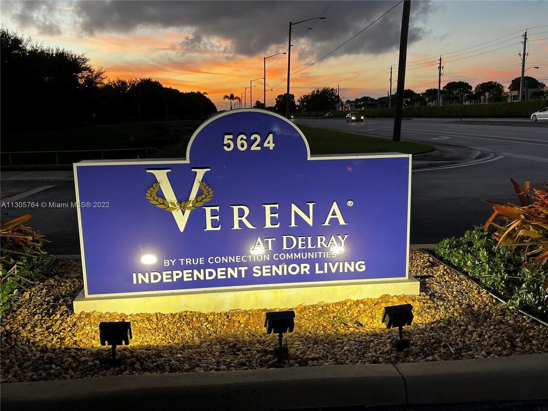 Foto principal - 5624 Linton Blvd