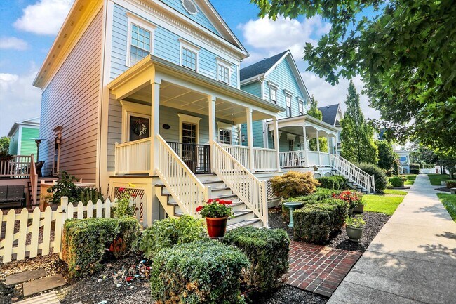Building Photo - 2055 Rhettsbury St