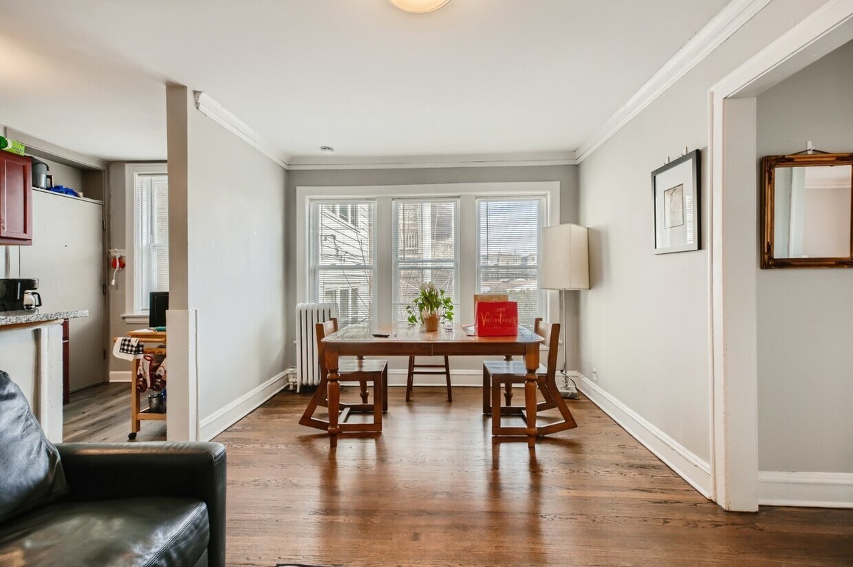 Foto del edificio - 1757 W North Shore Ave