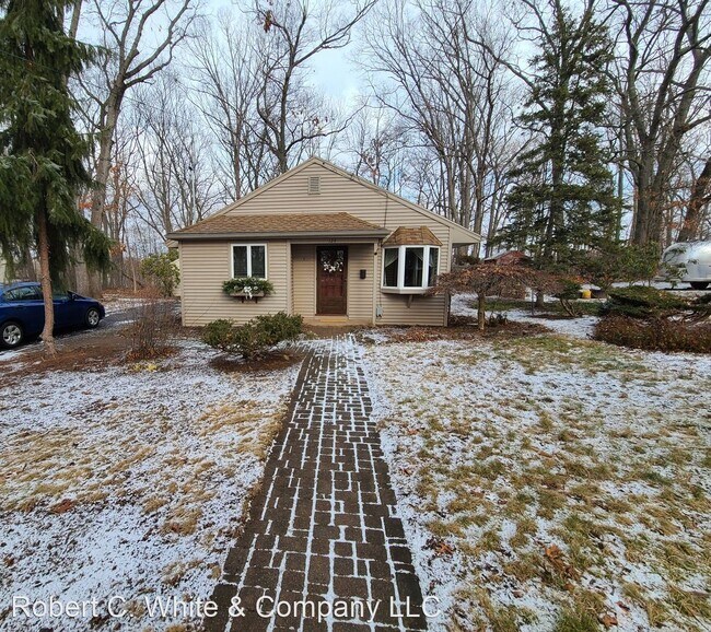 Foto del edificio - 2 br, 1 bath House - 124 Mountain View Rd