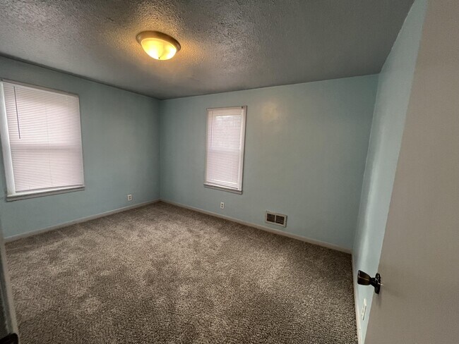 Foto del edificio - 2204 S 15th St