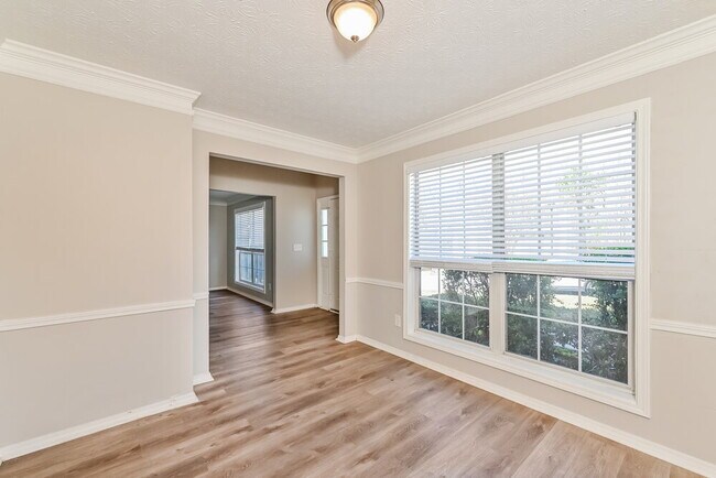 Foto del edificio - 6531 Alford Way