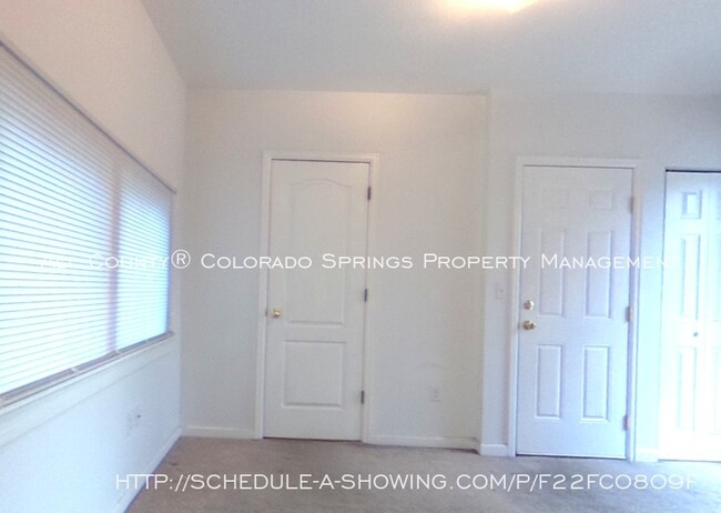 Building Photo - 508 E Cache La Poudre St