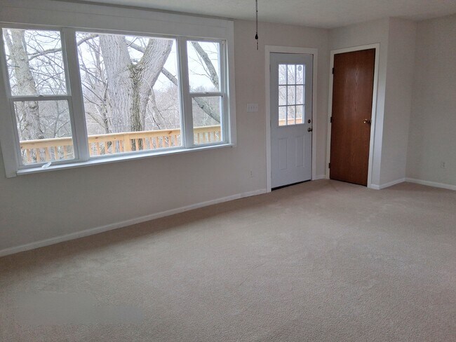 Foto del edificio - 2121 Panhandle Rd