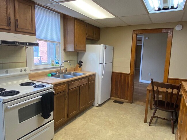 Foto del edificio - 38 Lincoln Ave