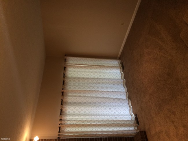 Foto del edificio - 326 Ridgewood Dr