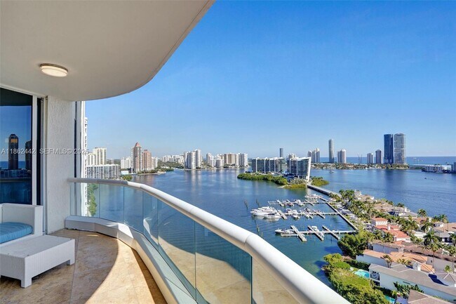 Building Photo - 6000 Island Blvd