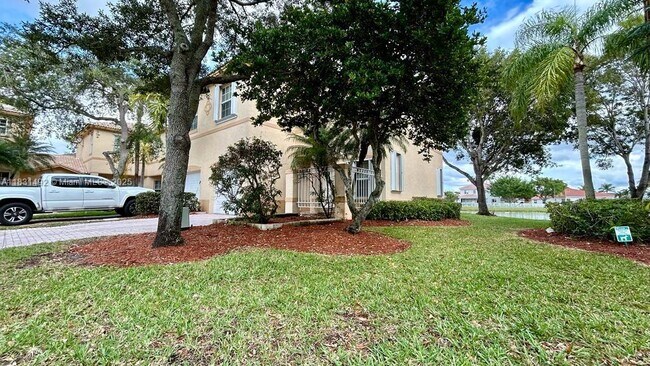 Building Photo - 677 NW 170th Terrace