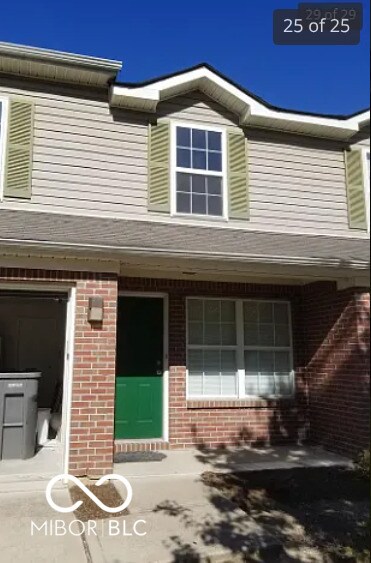 Building Photo - 4233 Carson Ln