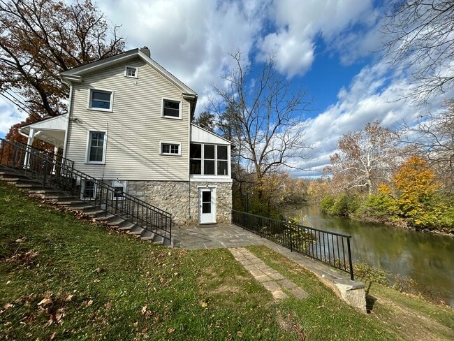 Photo - 2071 Tulpehocken Rd House