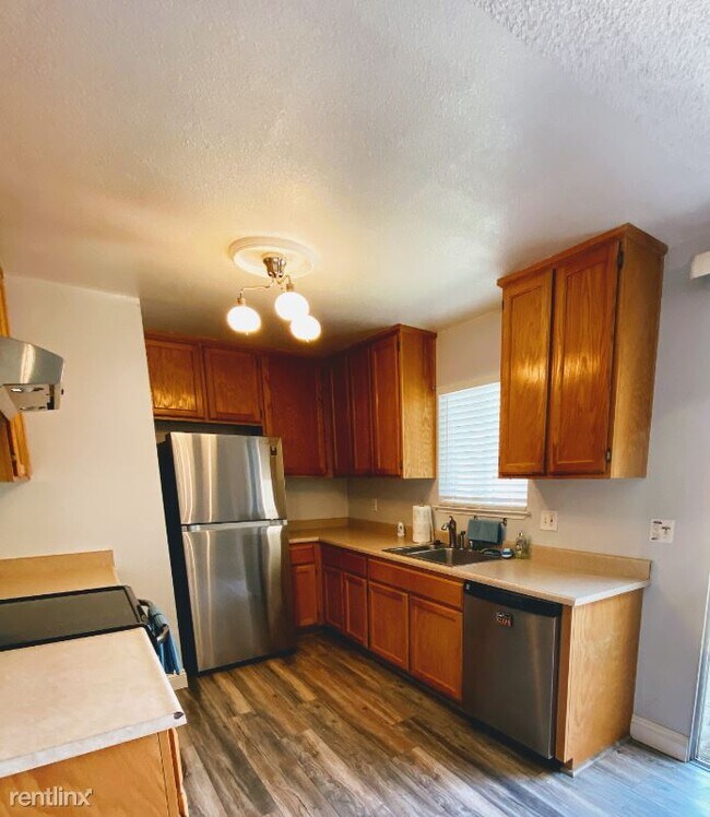 Foto del edificio - 4 br, 2 bath House - 6825 Duckling Way