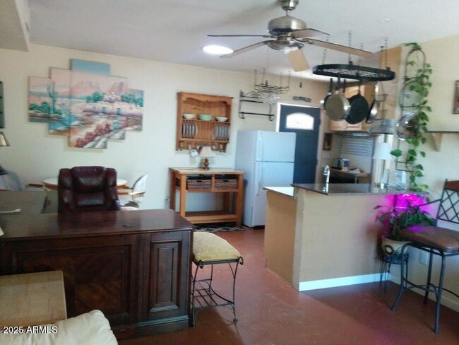 Building Photo - 4827 Mustang Cir