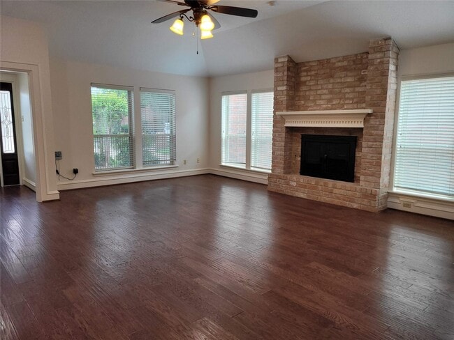 Building Photo - 6511 Pauma Dr