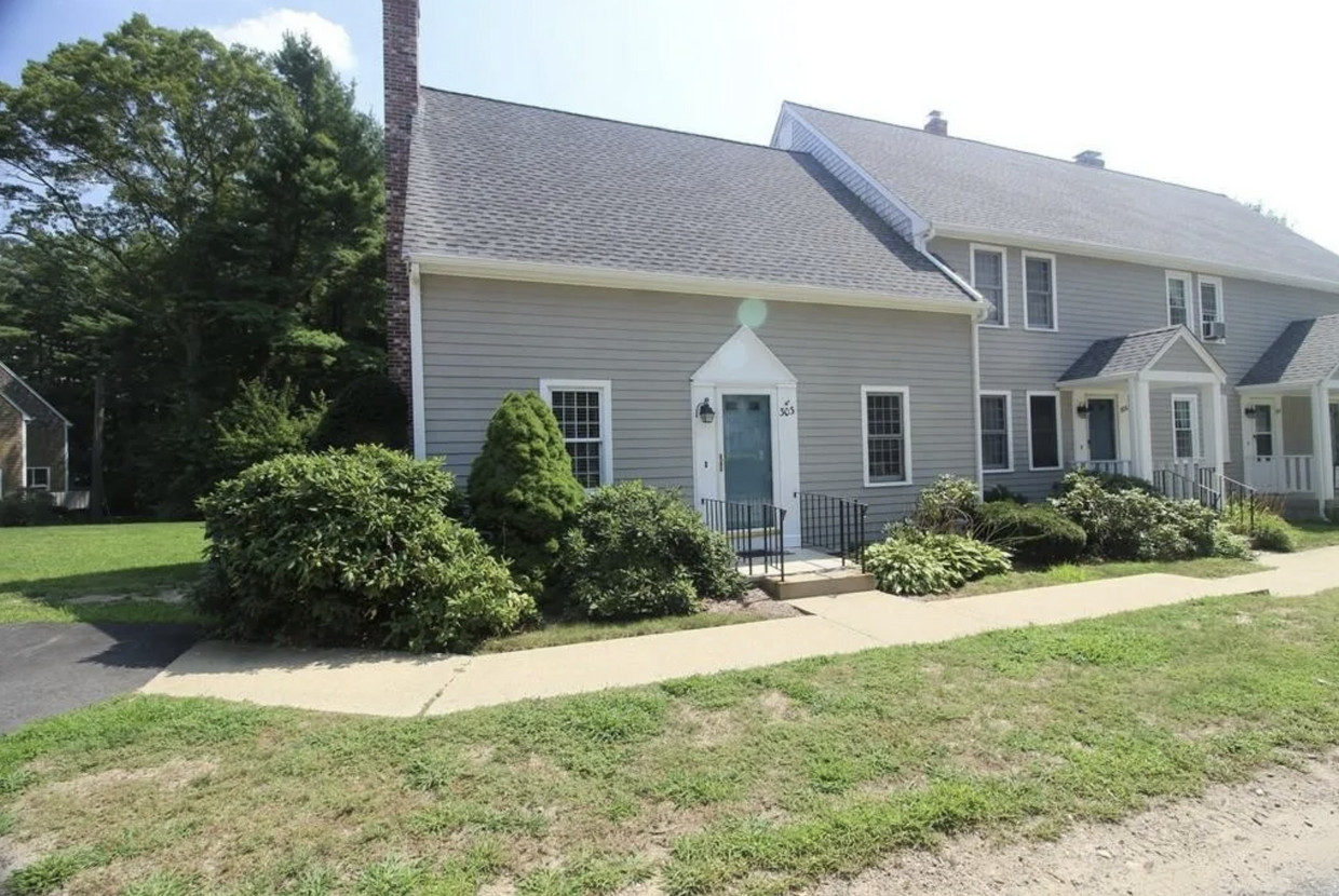 Primary Photo - 303 Twin Lakes Dr