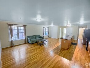 Building Photo - 3219 Ellwood Ave