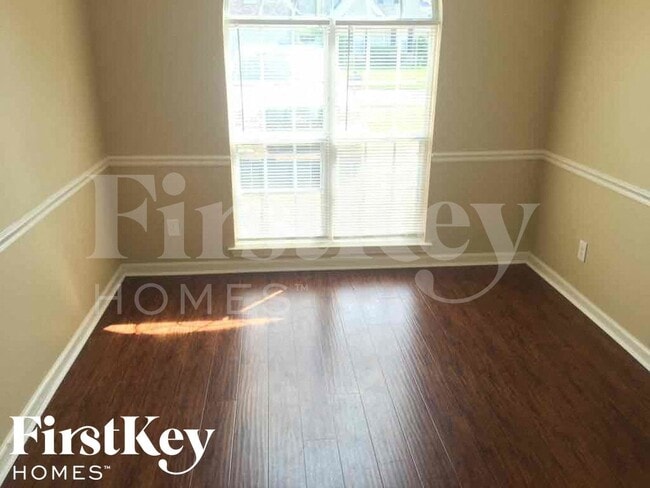 Building Photo - 6706 Einat Cove