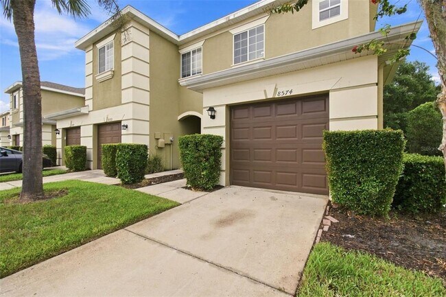 Foto del edificio - 8574 Trail Wind Dr