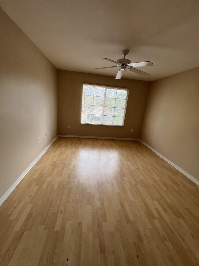 Foto del edificio - 4171 San Marino Blvd