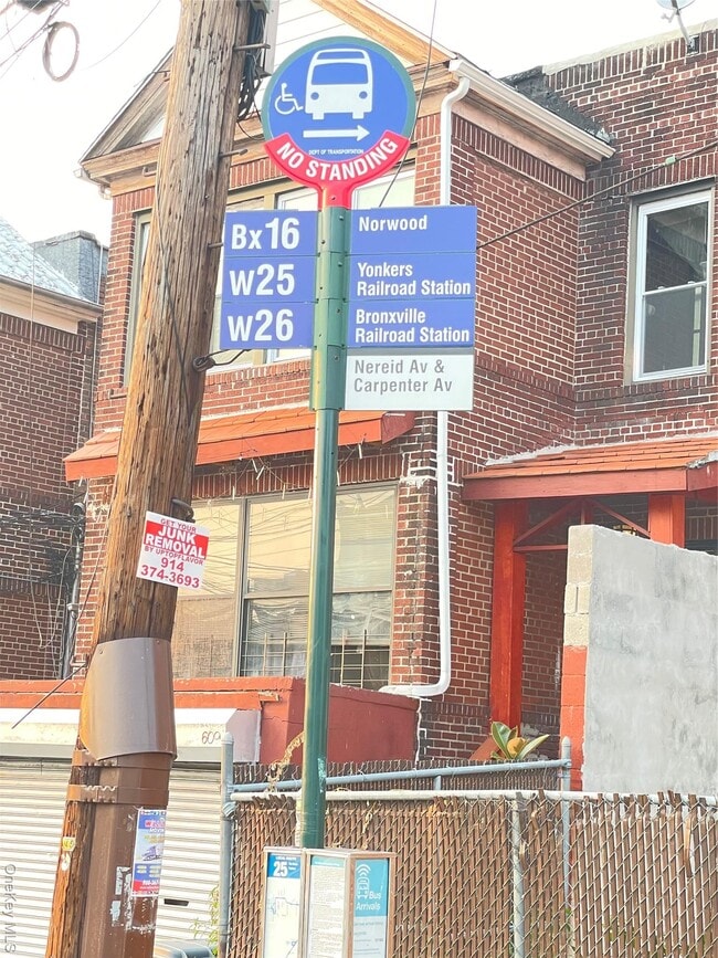 Foto del edificio - 4433 Carpenter Ave