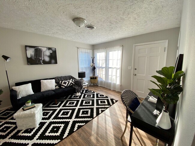 Foto del edificio - South Hill!