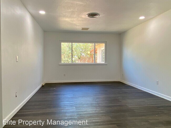 Building Photo - 4 br, 2 bath House - 328 Peg St