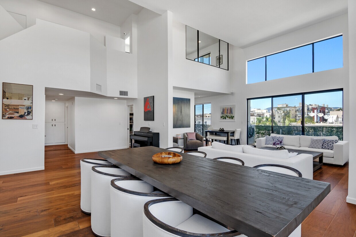 11829 Mayfield Ave Unit 303, Los Angeles, CA 90049 Condo for Rent in