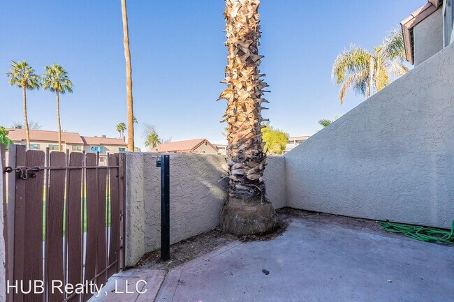 Building Photo - 3 br, 2 bath House - 2040 S Longmore Unit 38