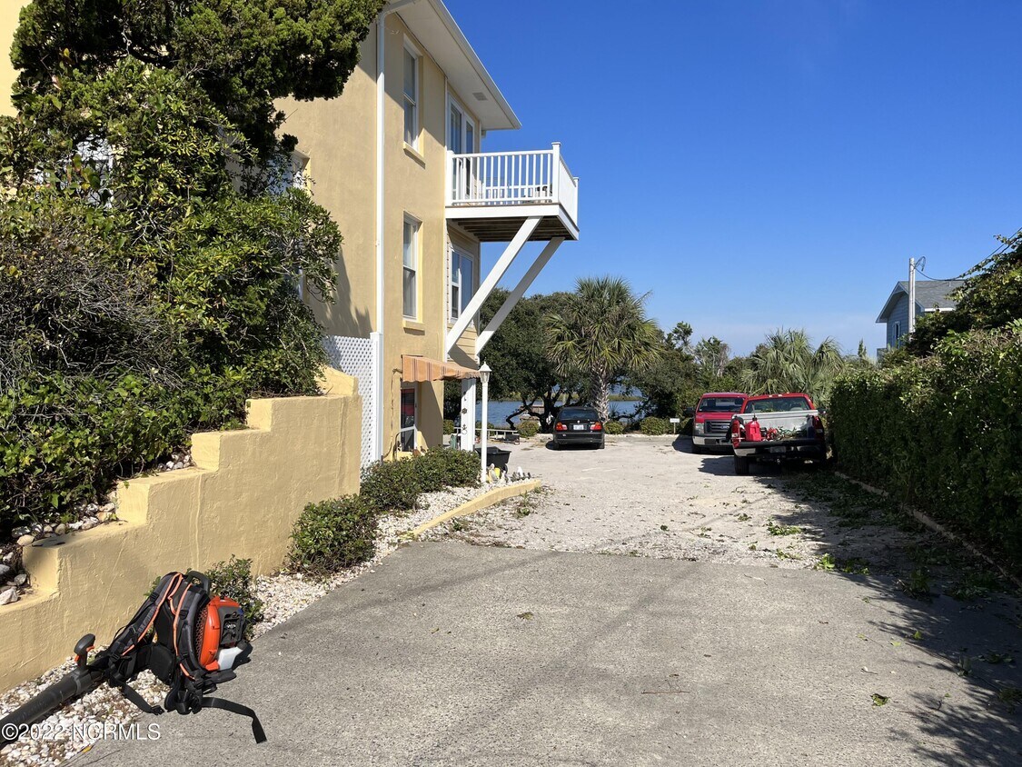 2006 Emerald Dr, Emerald Isle, NC 28594 House Rental in Emerald Isle