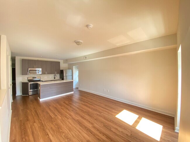 Building Photo - 4027 Baring St