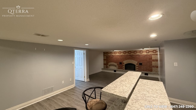 Photo du bâtiment - 1799 Appleview Rd