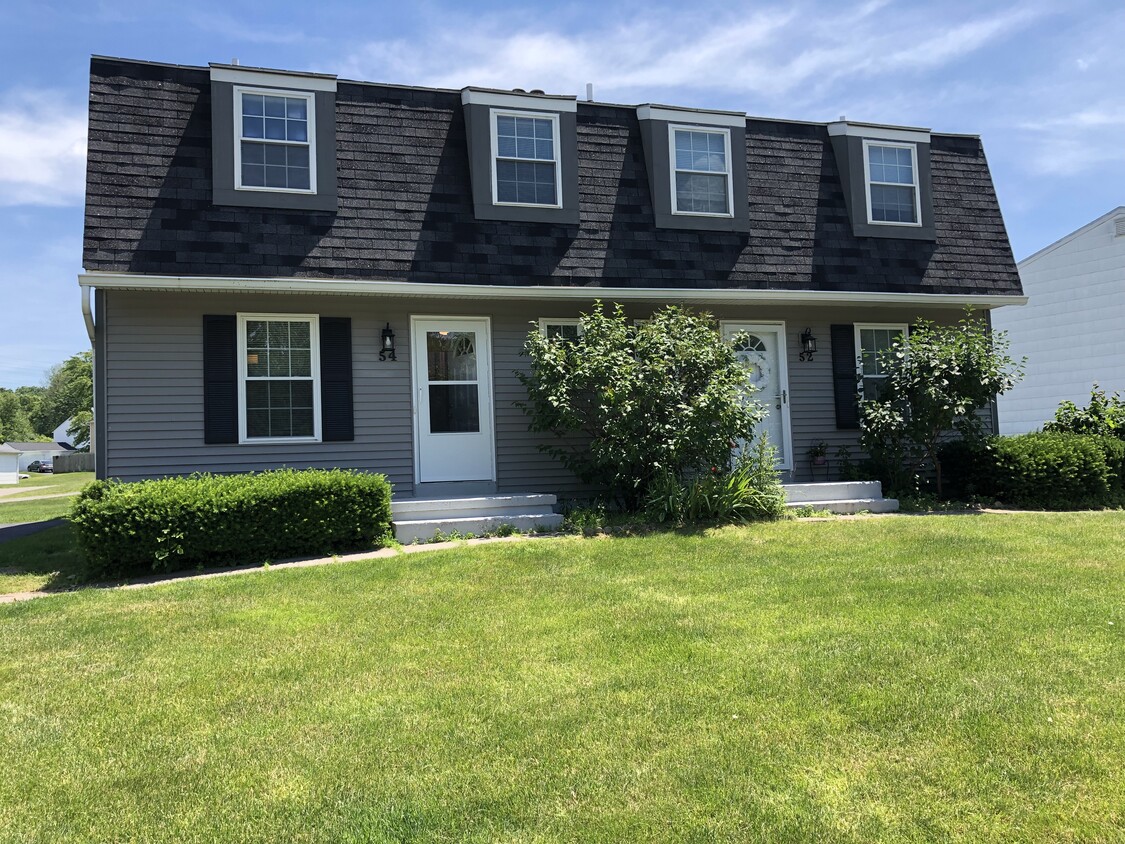 Foto principal - 54 Willowick Dr