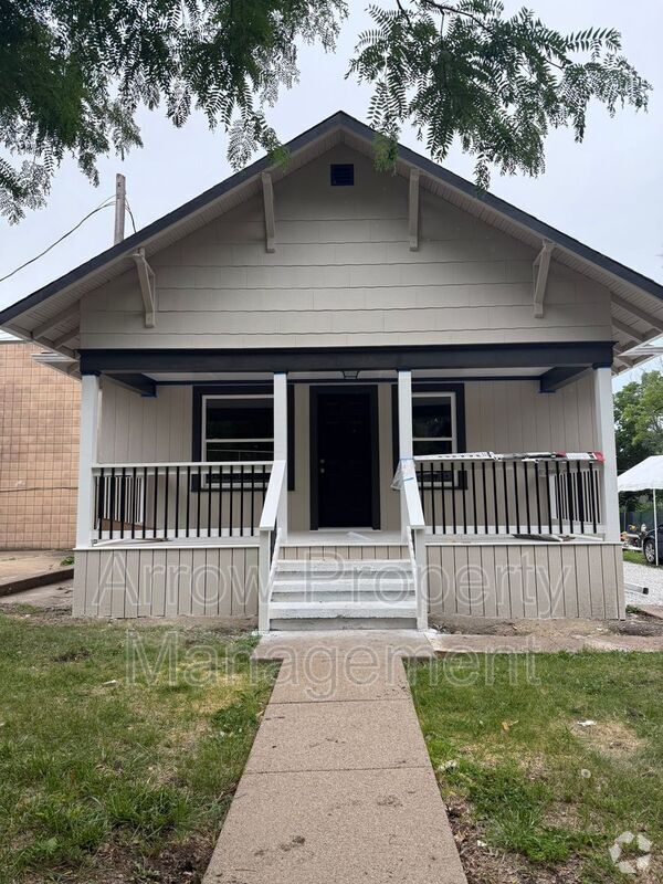 Building Photo - 2435 W St