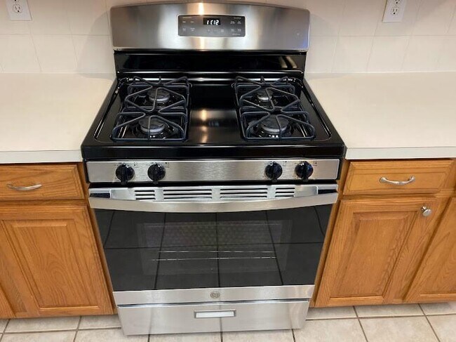 Foto del edificio - 1101 Willowridge Cir