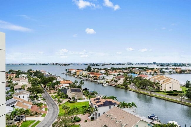 Building Photo - 5950 Pelican Bay Plaza S