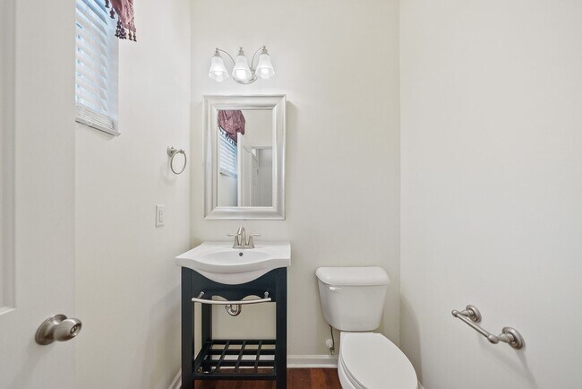 Photo - 13 Daly Ct Townhome