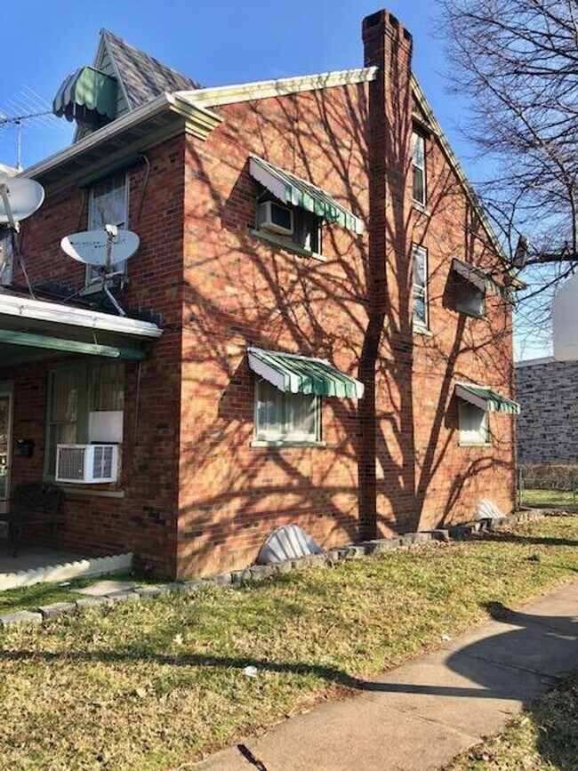 Foto del edificio - 301 N Reservoir St