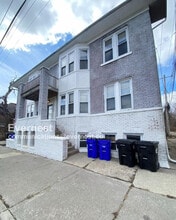 Building Photo - 9429 Brush St