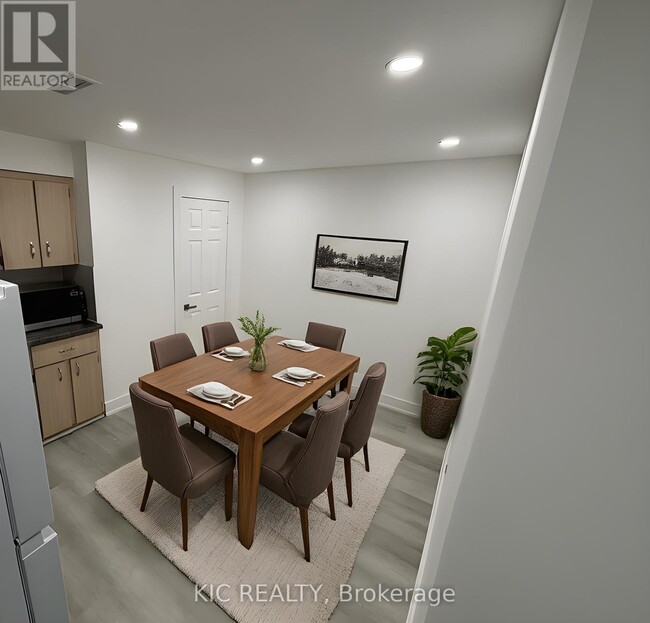 Building Photo - 213 Equator Crescent