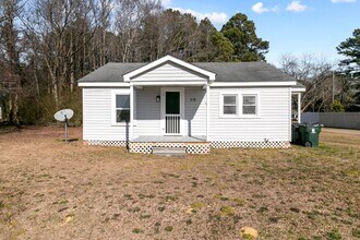 Building Photo - 610 Wondertown Dr