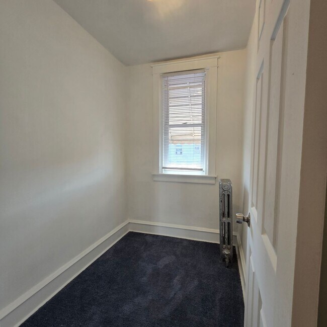 Building Photo - Remodeled Home - Torresdale