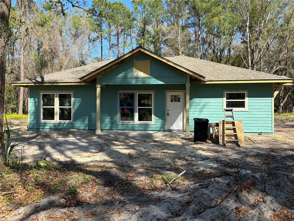Foto principal - 658 SW Charlie Ave